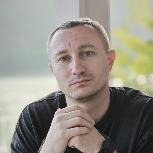 Роман Гвоздев